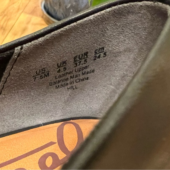 Zodiac Women’s Hill Flats, 7.5 M, Black Leather - Picture 8 of 8